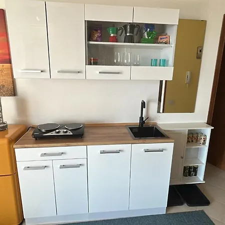 Cristallo Apartment